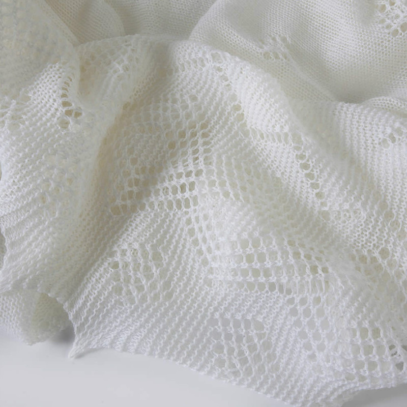 New Prince swaddled in knitted lace - 大愛英國小王子的蕾絲毯子[花樣圖解搜索中] [我和我的小伙伴們都被它吸引了！] - 舒舒愛折騰 - 上班折騰打印機(jī)，下班奶娃打毛衣